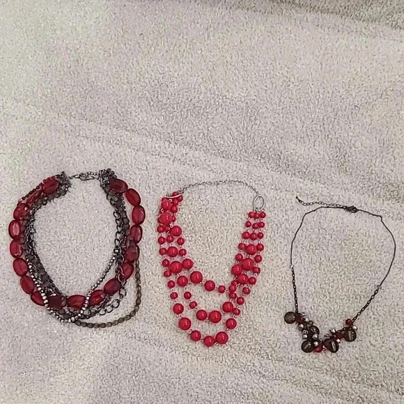 Jewelry - #36 set of 3 red beaded layered chain rhinestone statement necklaces